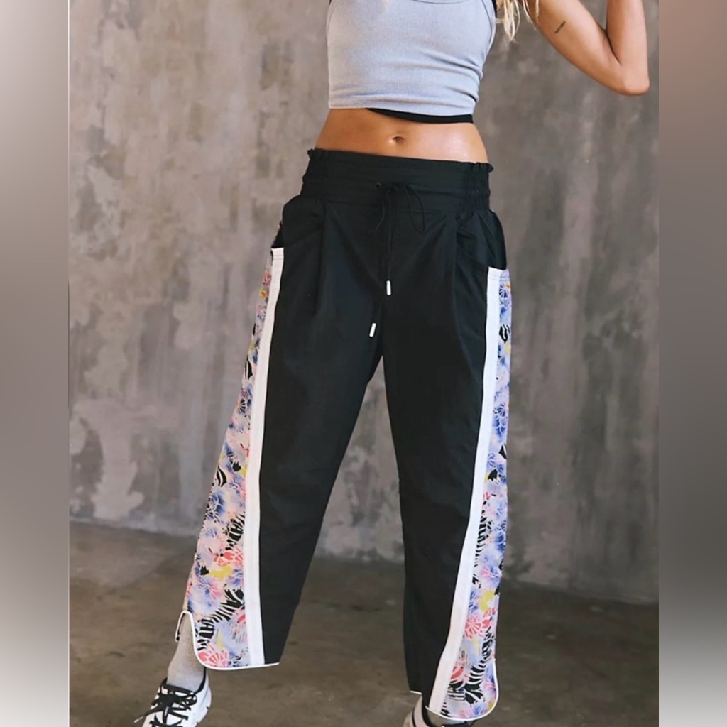 Nwt Fp Movement By Free People Black Pants With Floral Side Trim Small